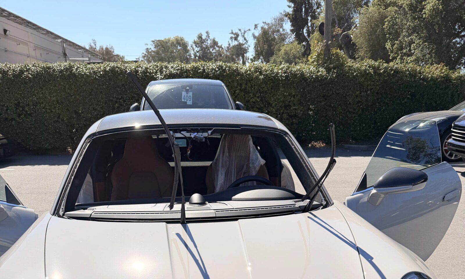 Porsche 911 windshield opening cleaned and ready for fitting.
